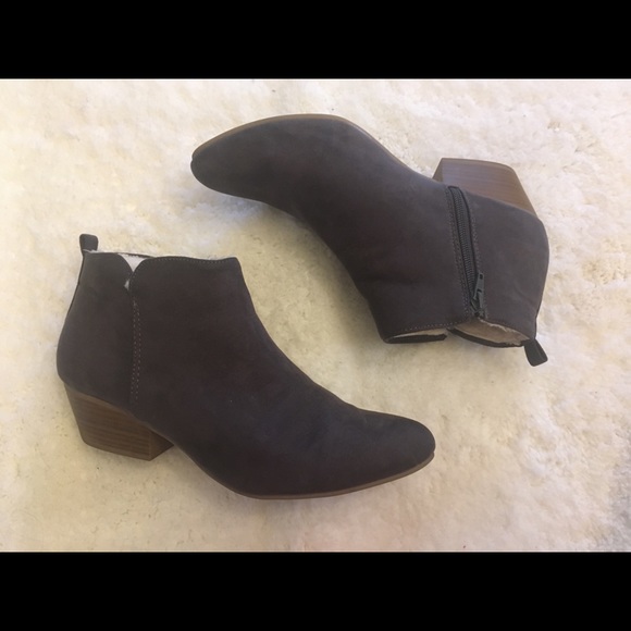 Brown Suede With Fleece - Picture 1 of 3